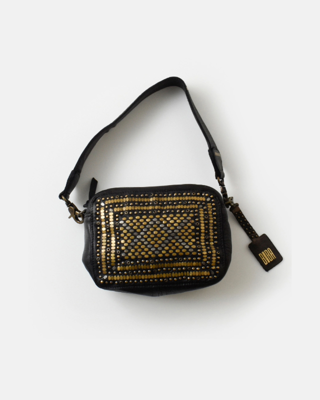 BIBA レザーミニクロスバッグ