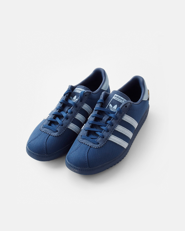 adidas Originals CORDURAナイロン アッパー スニーカー “BERMUDA” 