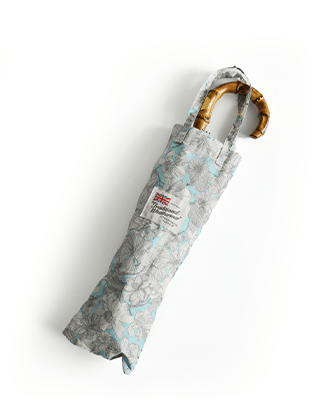 Traditional Weatherwear(トラディショナルウェザーウェア)<br>リバティプリント バンブーハンドル 折りたたみ傘 「FOLDING BAMBOO」 a241mtggo0068lt