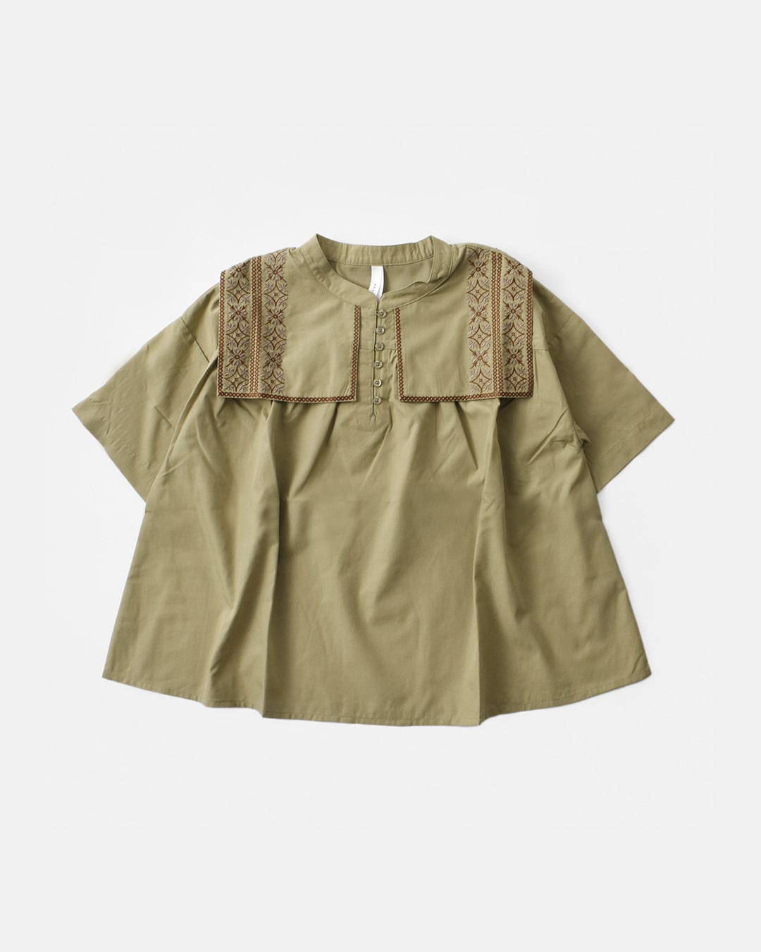 kelen(ケレン)<br>エンブロイダリー フラップ デザイン ブラウス “DAMREY” lkl24hbl2127