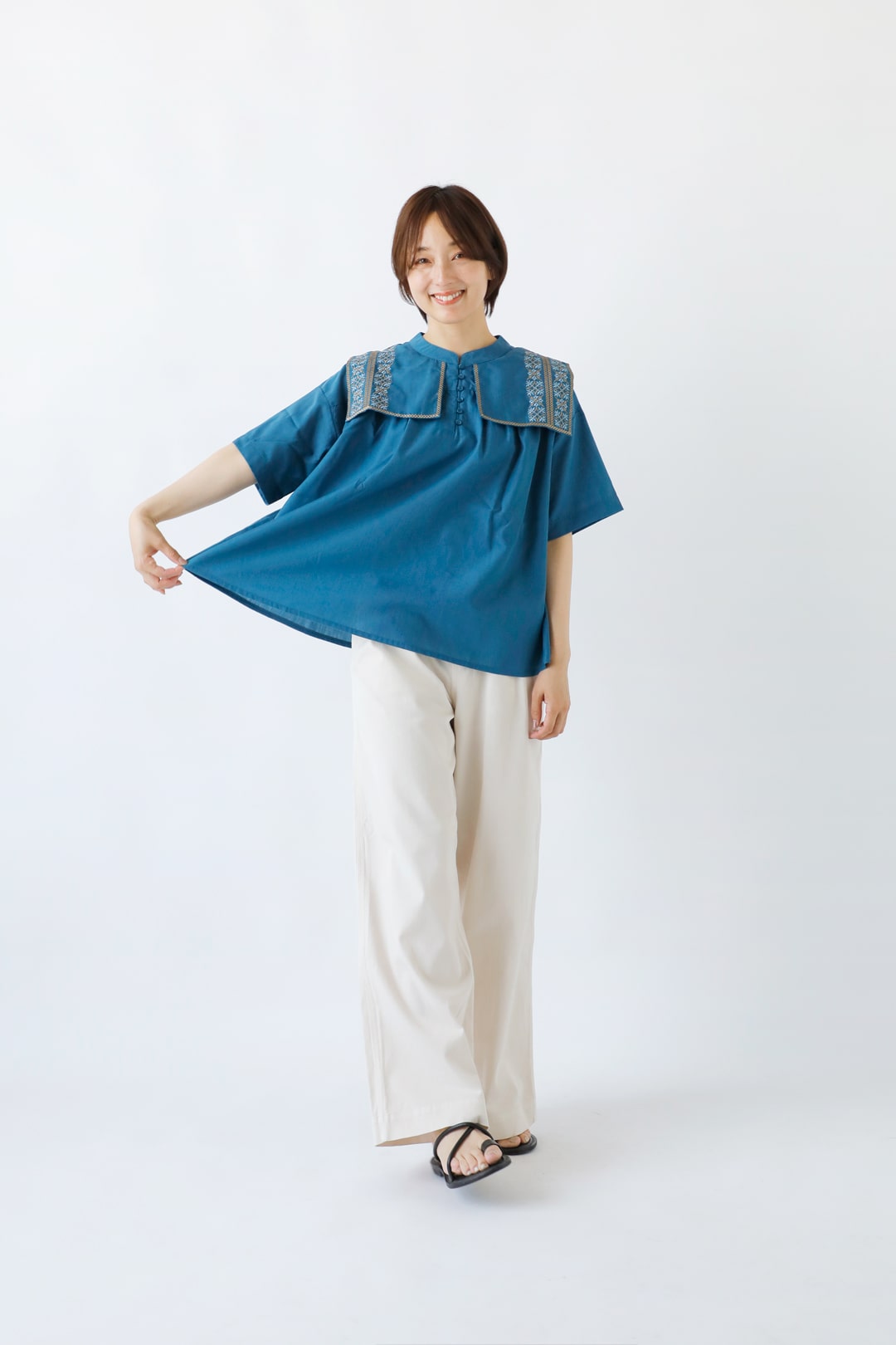 kelen エンブロイダリーフラップデザインブラウス