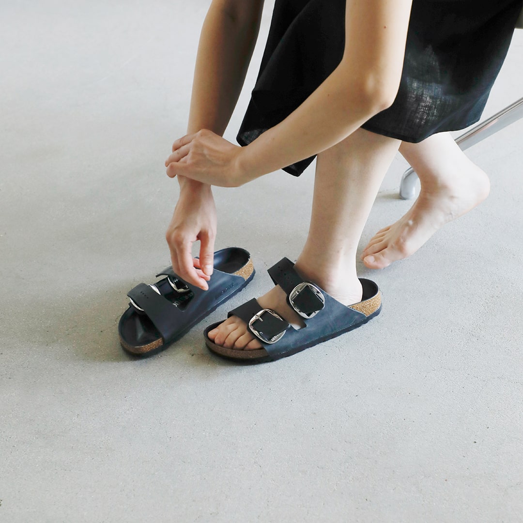 ナローフィットとレギュラーフィット