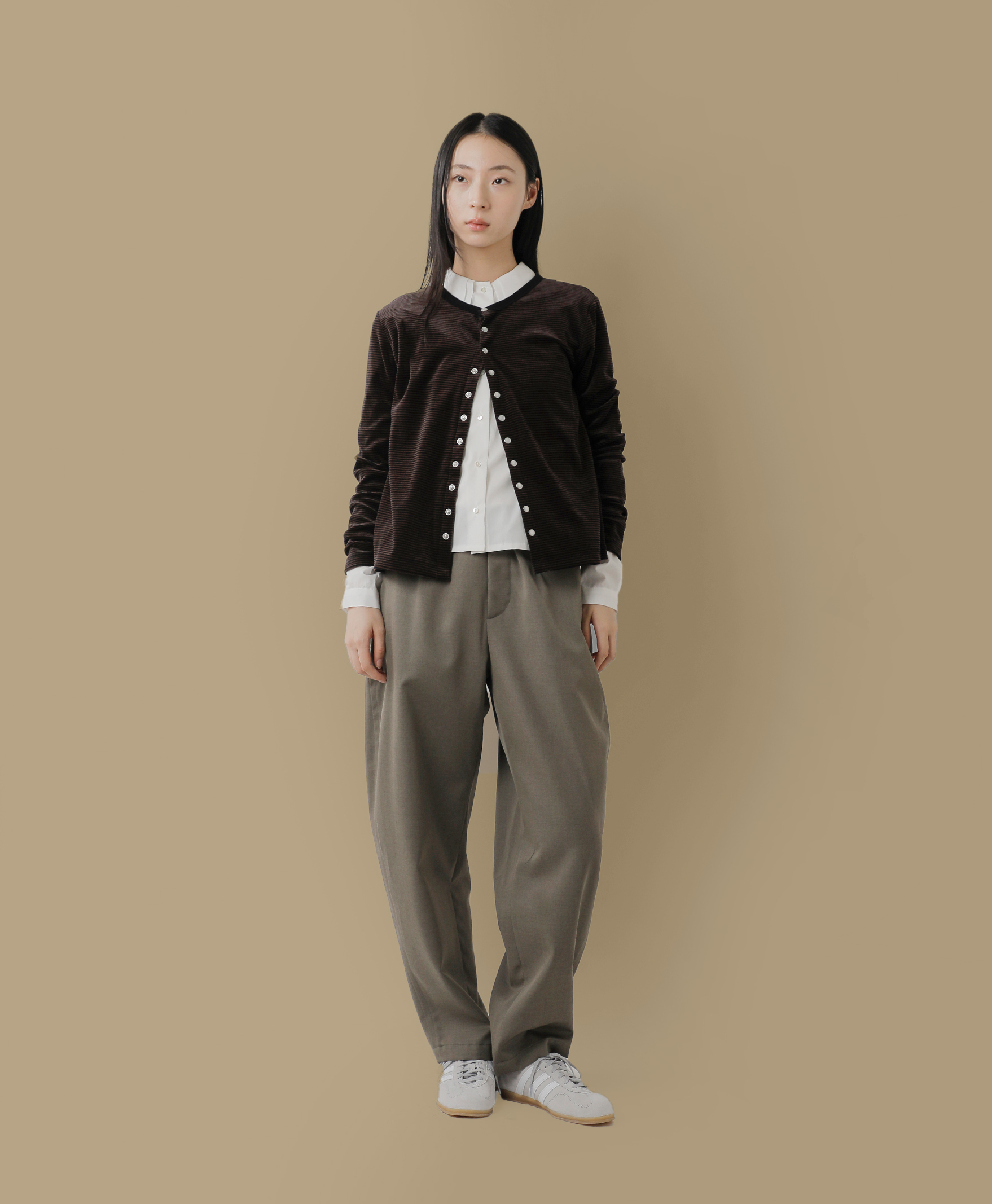 Le Melangeのベロアボーダーカーディガン