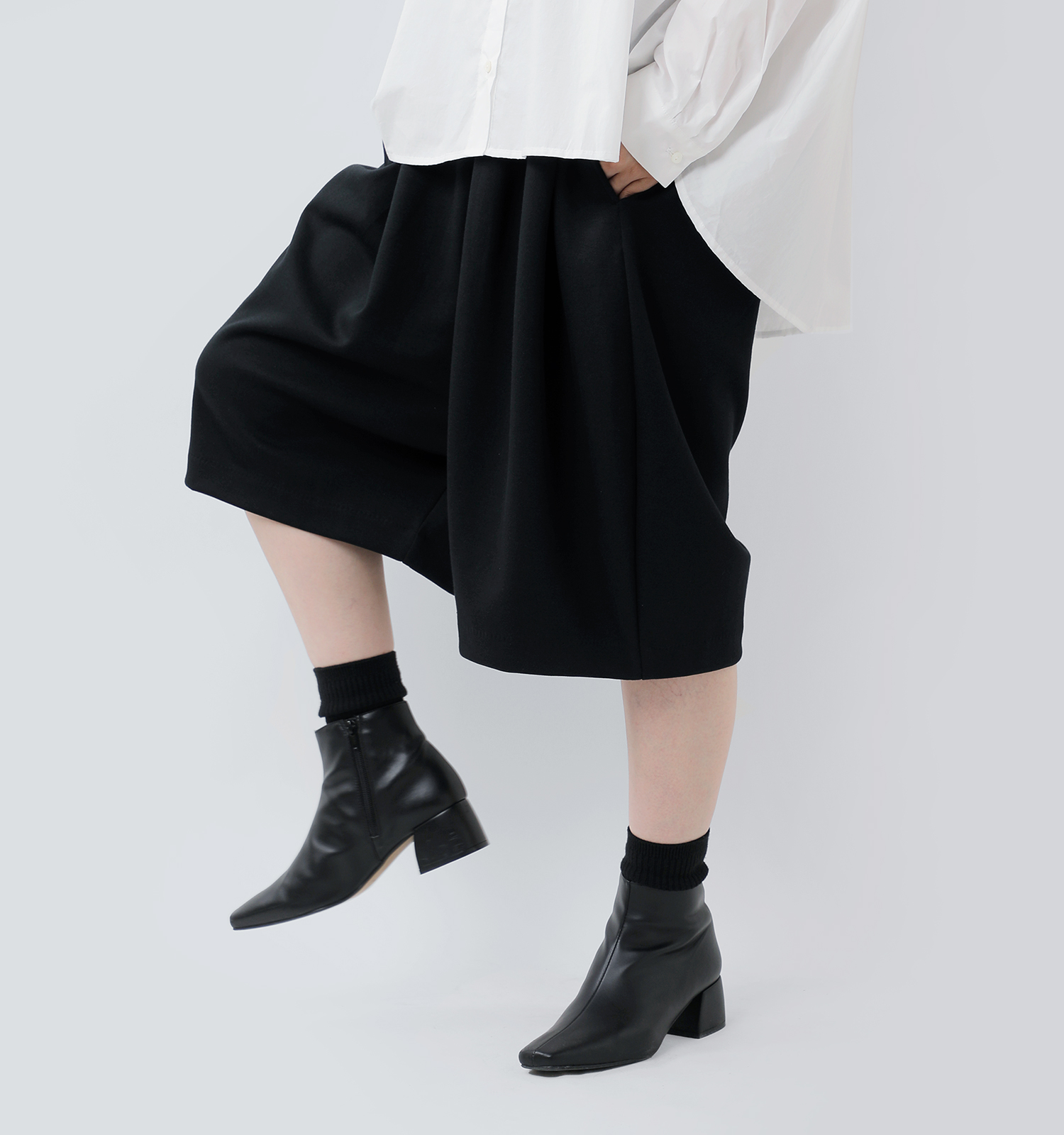 MidiUmi(ミディウミ)ワイドショートパンツ