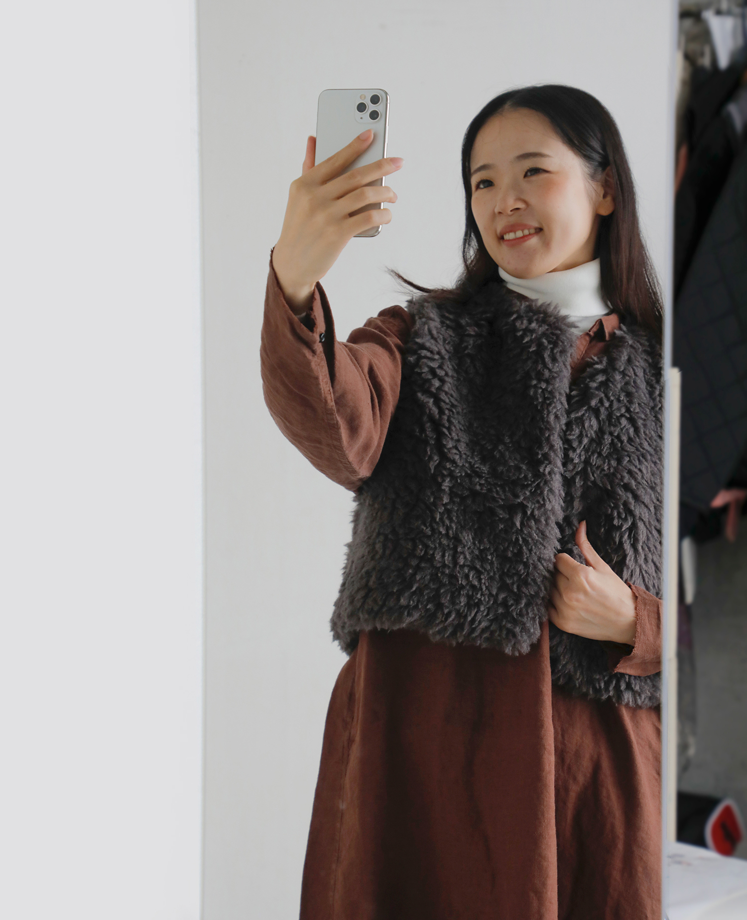 Le Glazikエコファークルーネックジレ