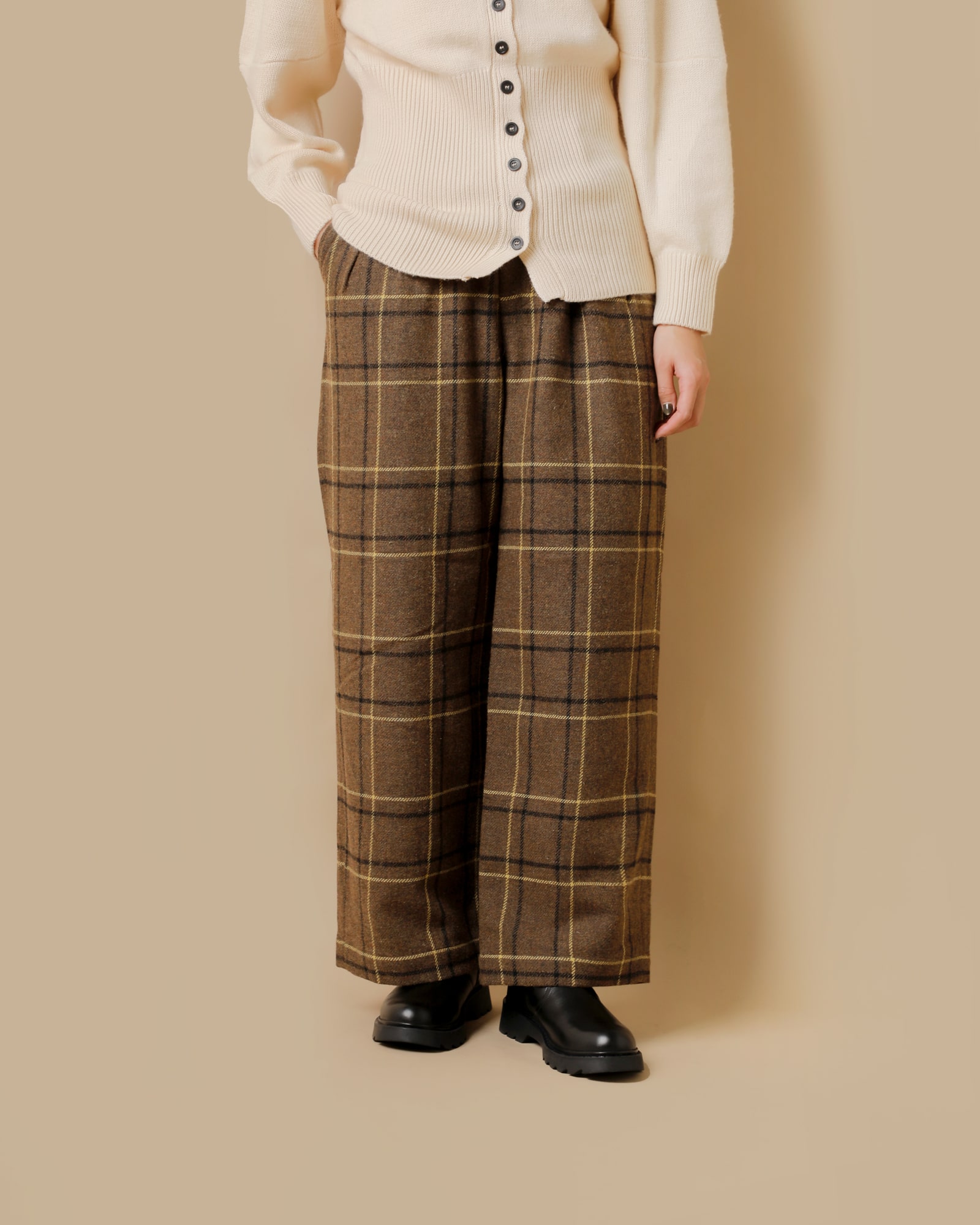 miffewのダウントラウザー2枚目