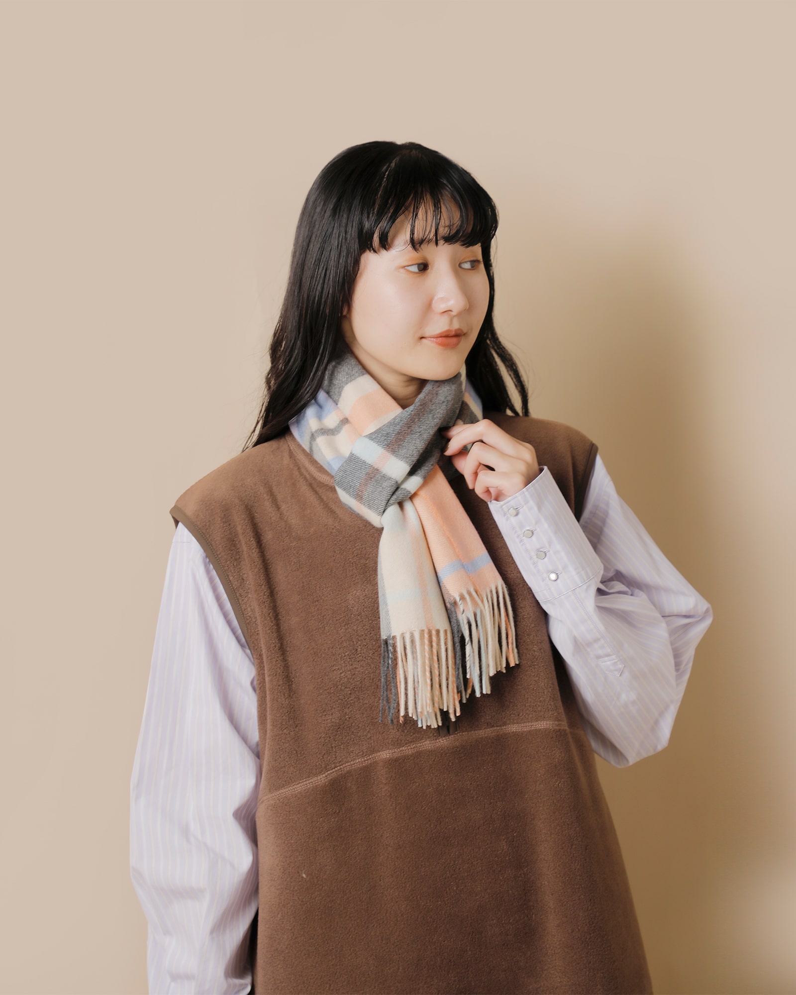 beeeのカシミヤマフラー 2枚目