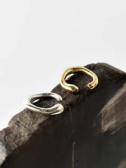 フロー シンプル イヤーカフ