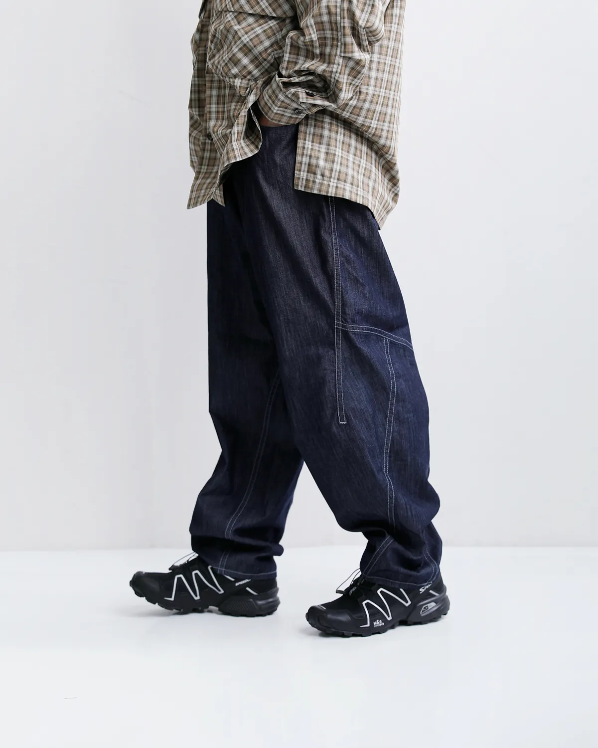 ドライイージーデニムワイドパンツ 物撮り画像