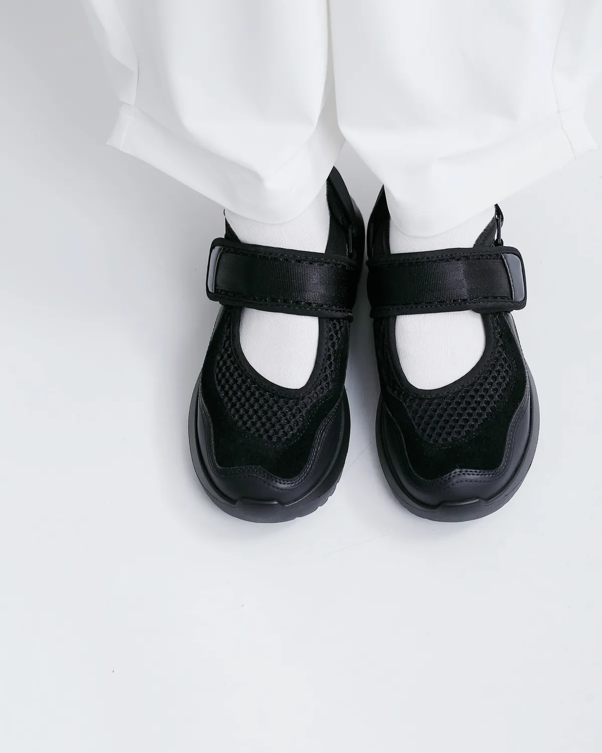 グレートジャーニーアウトドアストラップサンダル 物撮り画像