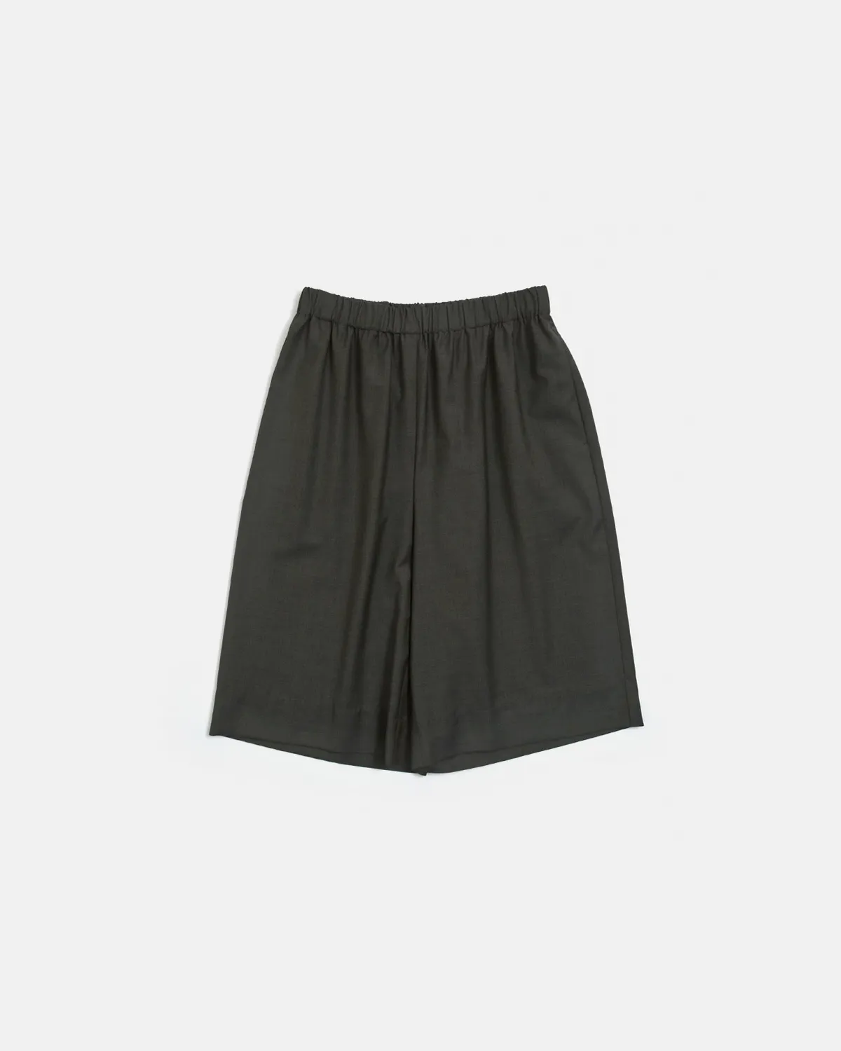 ウールトロキュロットパンツ 着用画像