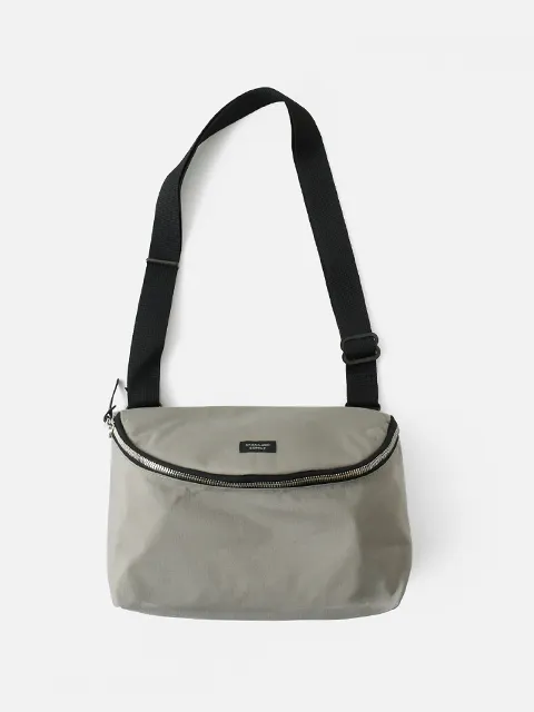Pelican Shoulder Bag