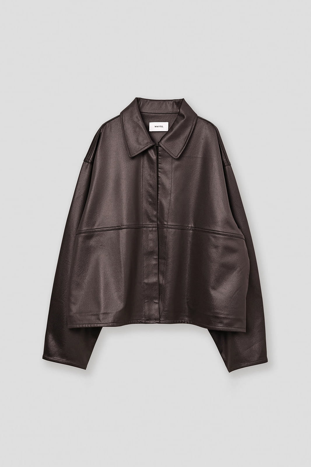 フェイクレザーブルゾン ¥24,750（ホワイト）