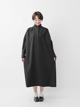 クリアツイル スタンドカラー ヘンリーネック ワンピース 235664