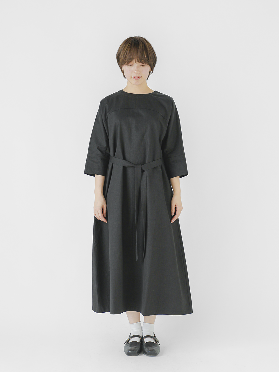 コットン リネン ツイル バックボタン ワンピース op185