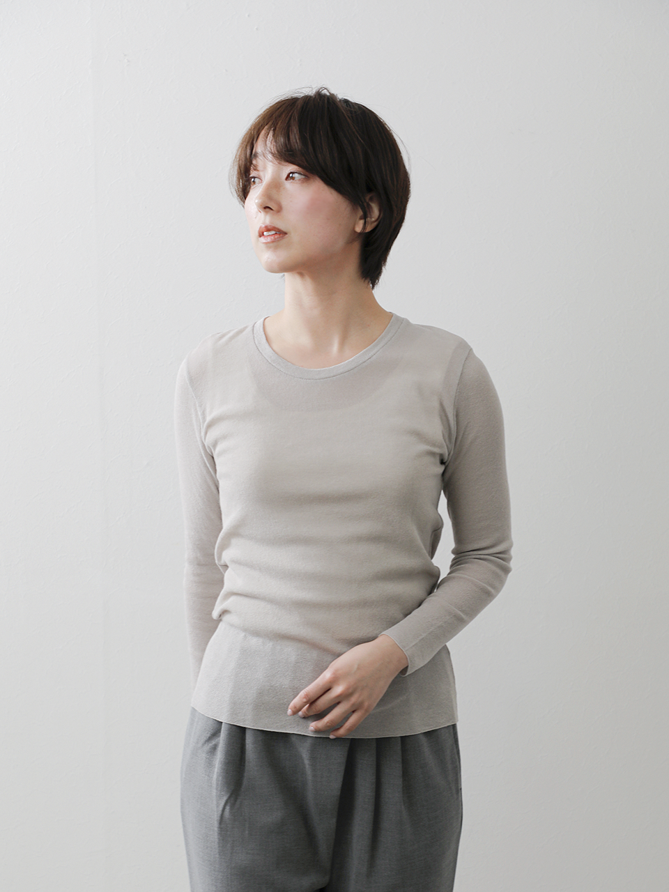 コットン Uネック プルオーバー e241k019